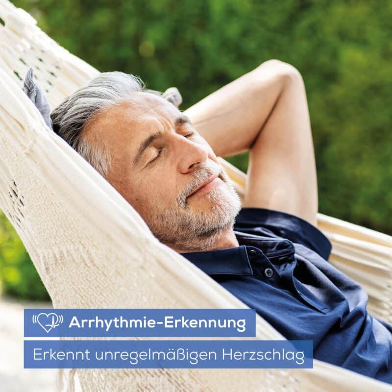 Hängematten-Entspannung für Senioren, Herzfrequenz-Überwachung bei Herzrhythmusstörungen.